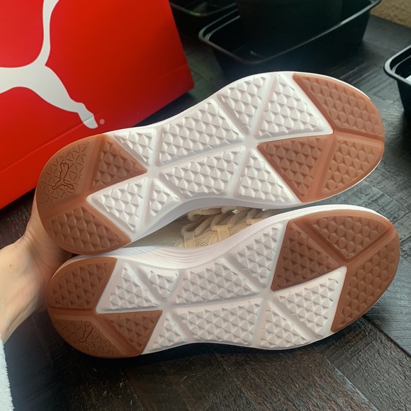 NIB Womens PUMA prowl knit Cream Athletic Running Shoes VARIOUS SIZES - Picture 5 of 5